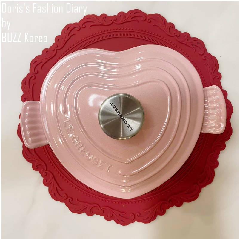 ♣  Z003   華麗浮雕矽膠餐墊  粉藍/粉紅/紅色